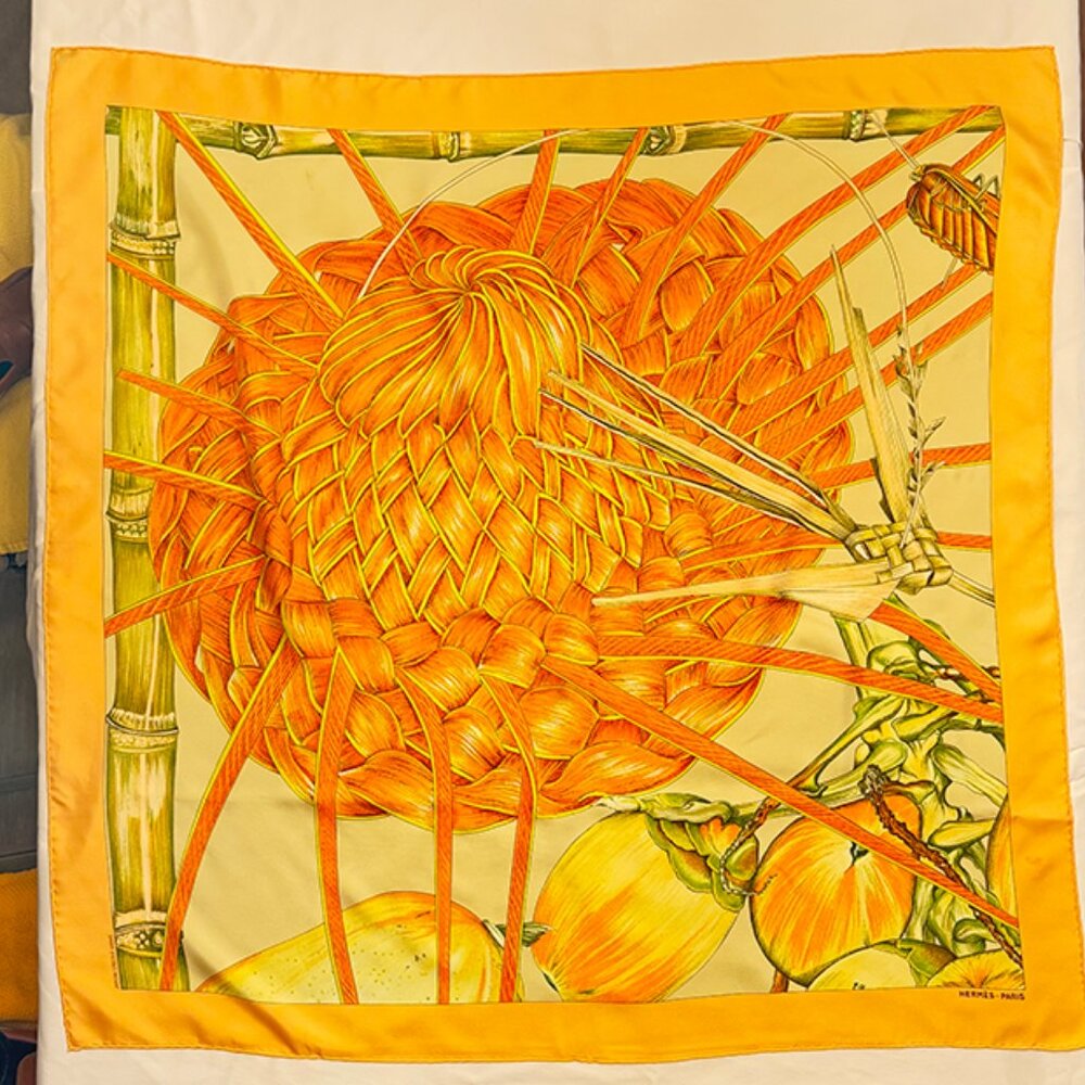 HERMES JARDIN CREOLE Carre 90. Jardin Creole Hermes silk scarf (100% silk) - Picture 6 of 6